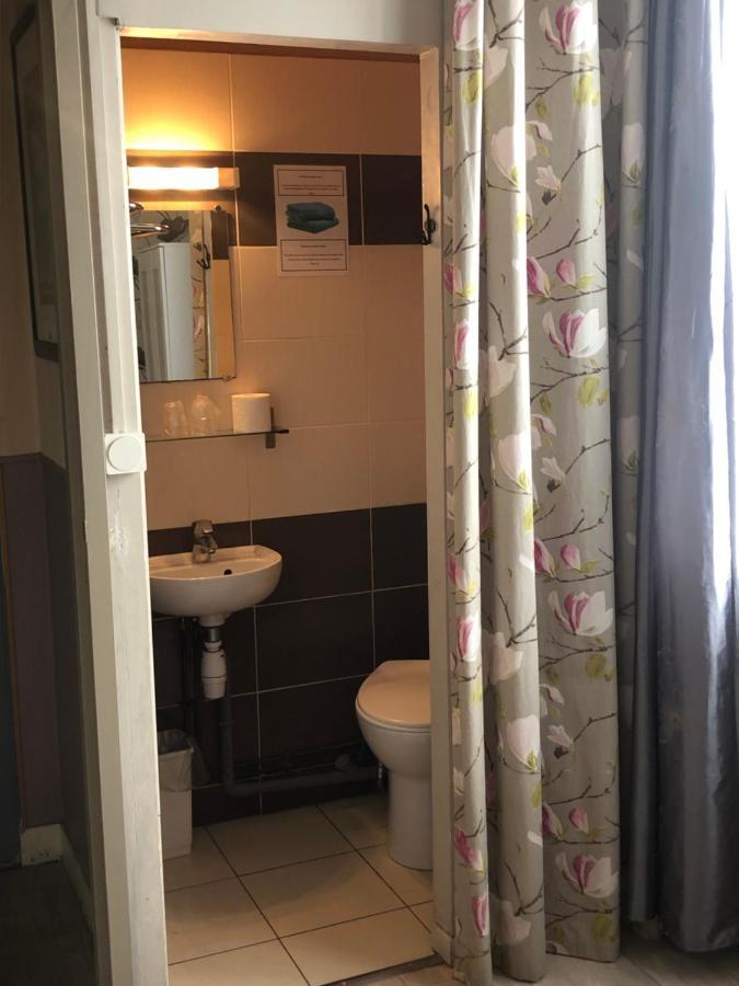 Saint Eloi Hotel *